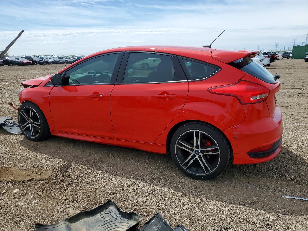 FORD FOCUS 2017 — 3