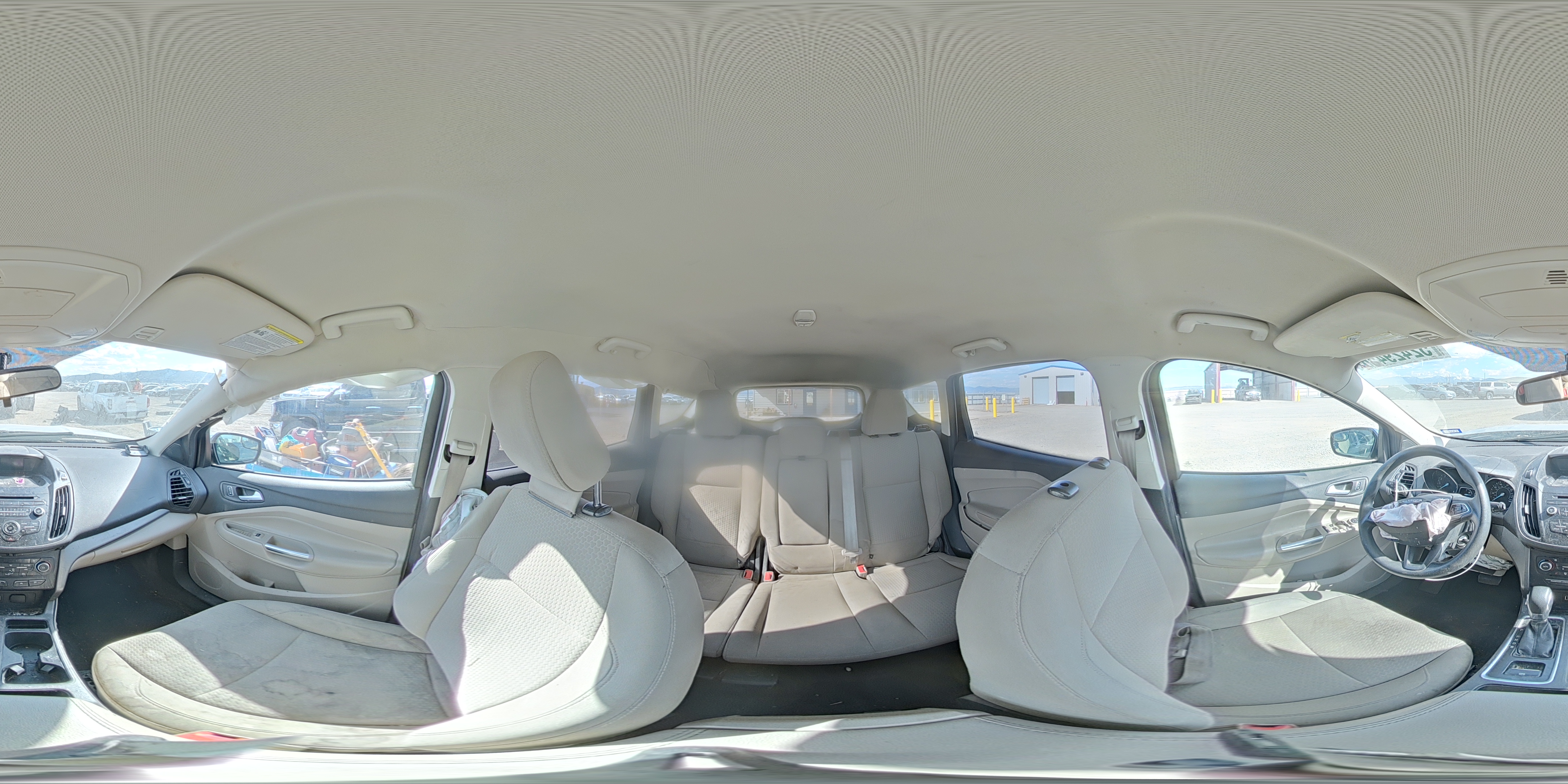 FORD ESCAPE 2018 — 14