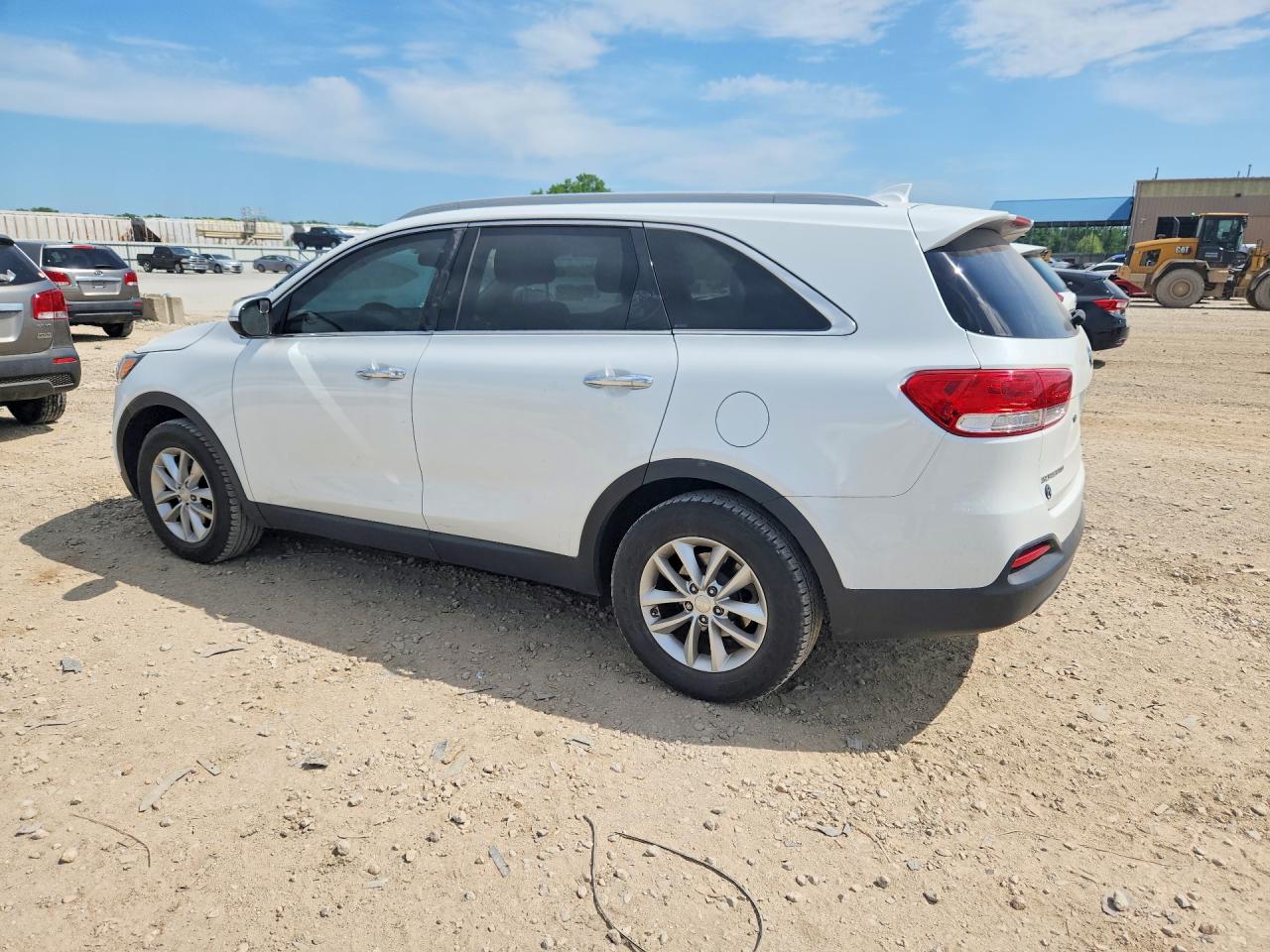 KIA SORENTO 2016 — 3