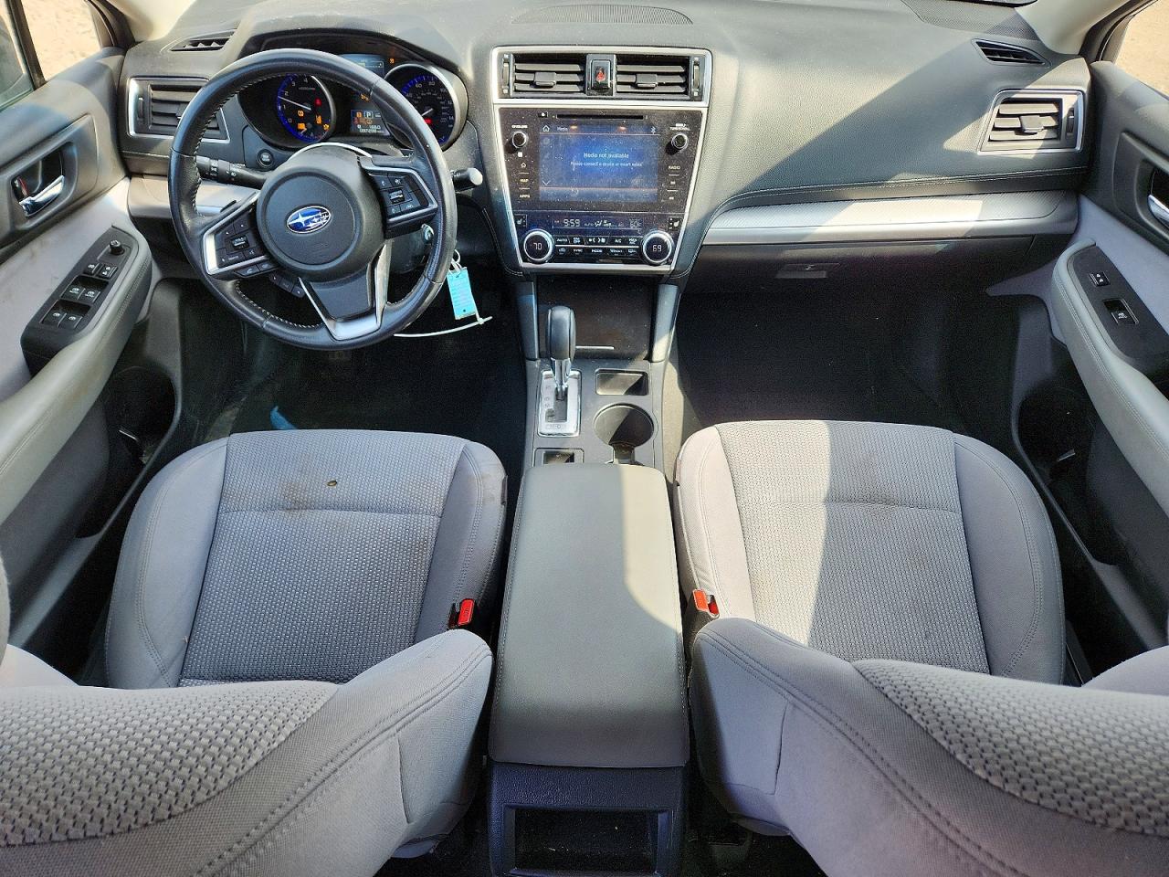 SUBARU OUTBACK 2019 — 9