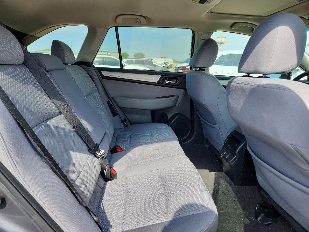 SUBARU OUTBACK 2019 — 12