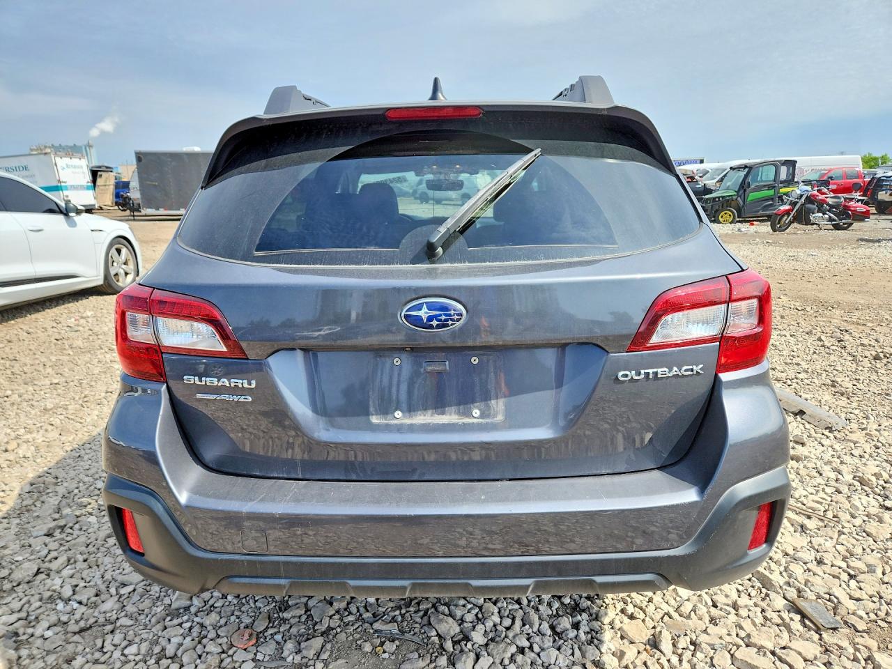 SUBARU OUTBACK 2019 — 7