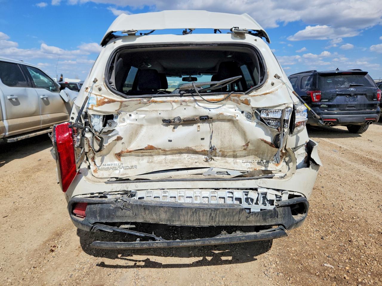 TOYOTA HIGHLANDER 2014 — 7