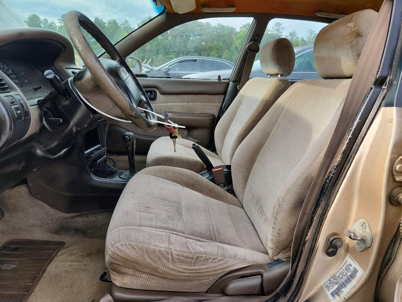 TOYOTA COROLLA 1997 — 8