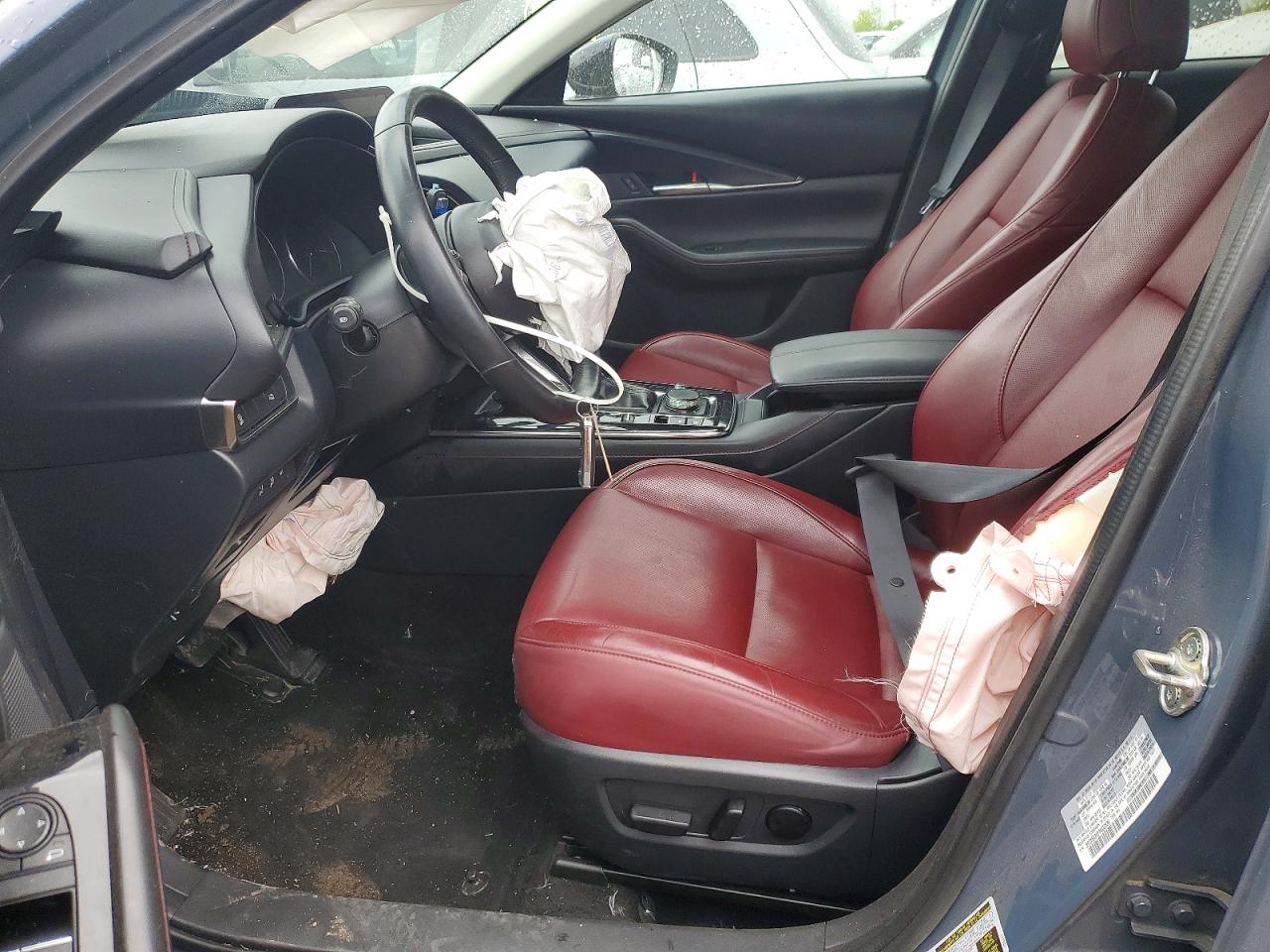 MAZDA CX-30 2023 — 8