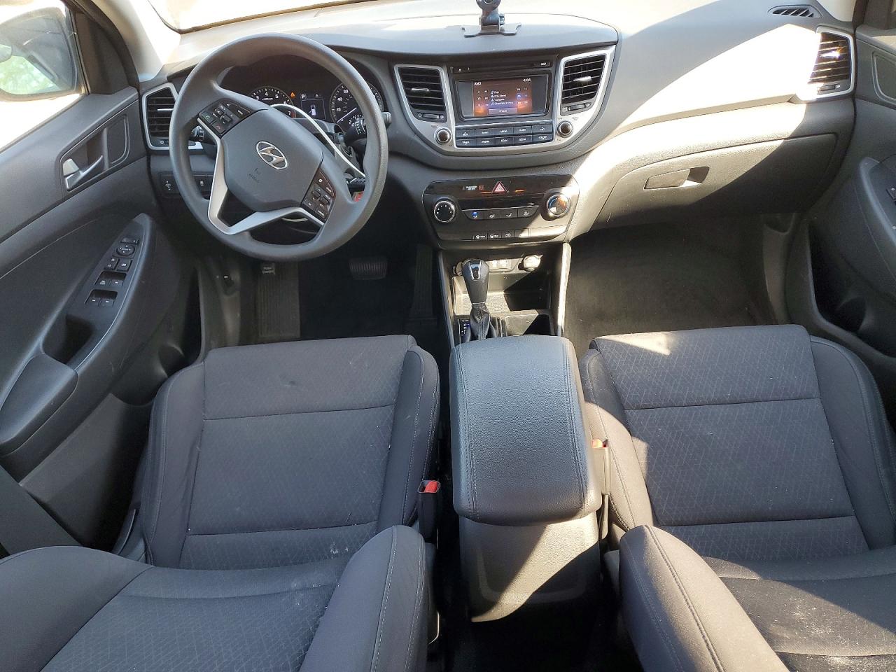 HYUNDAI TUCSON 2017 — 9