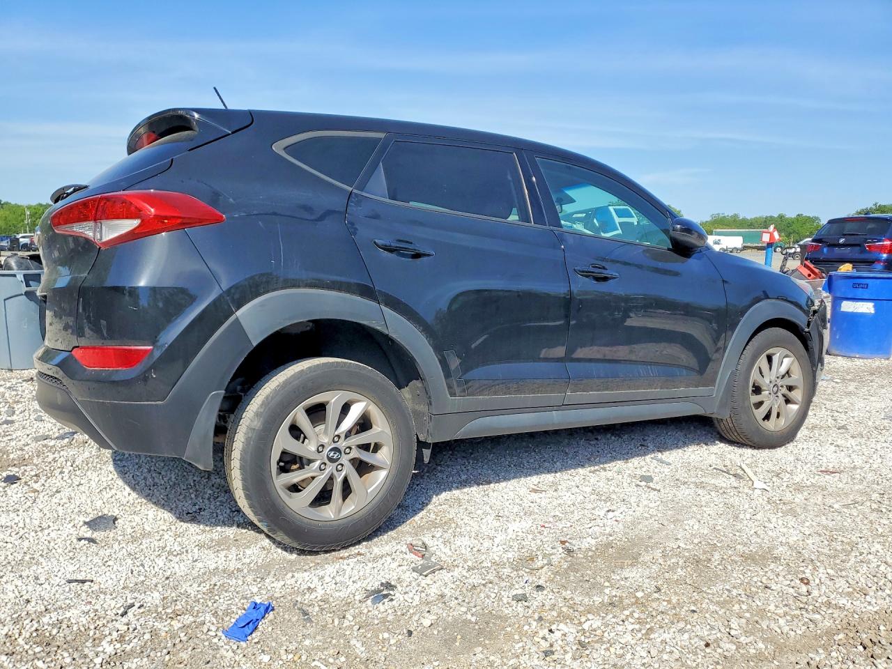 HYUNDAI TUCSON 2017 — 4