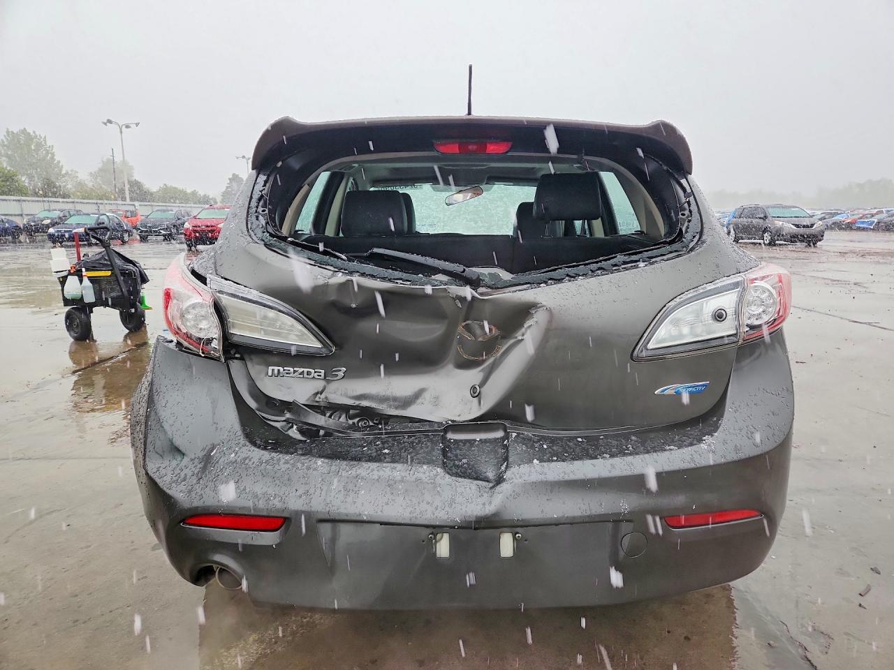 MAZDA 3 2013 — 7