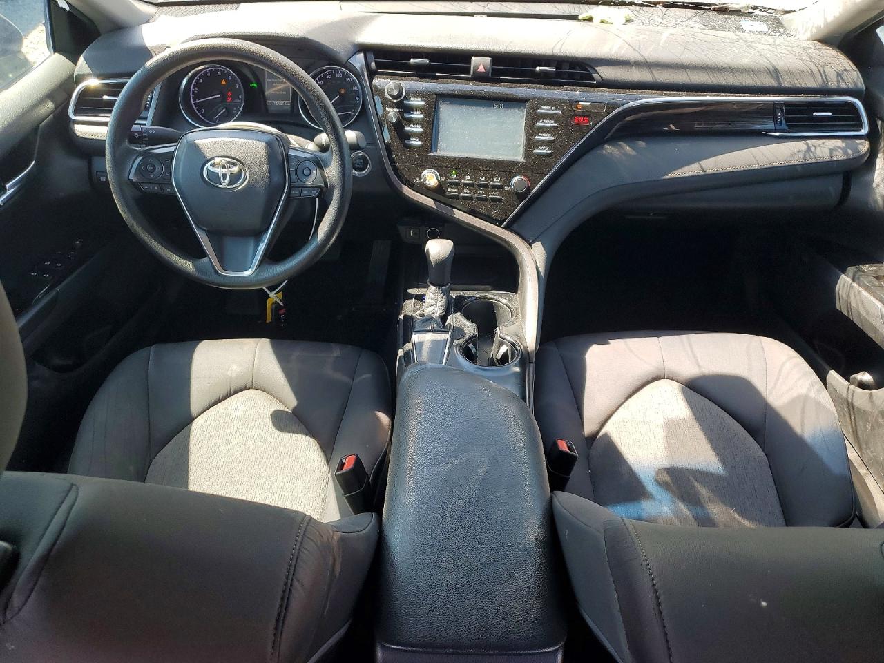 TOYOTA CAMRY 2018 — 9