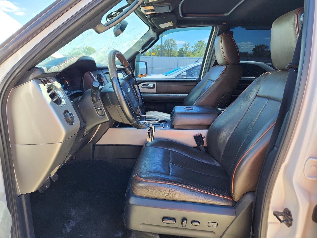 FORD EXPEDITION 2016 — 8