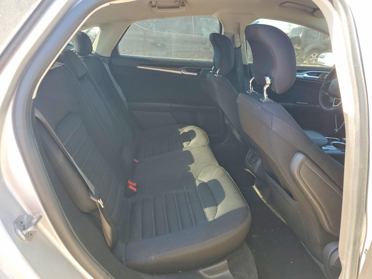 FORD FUSION 2014 — 11