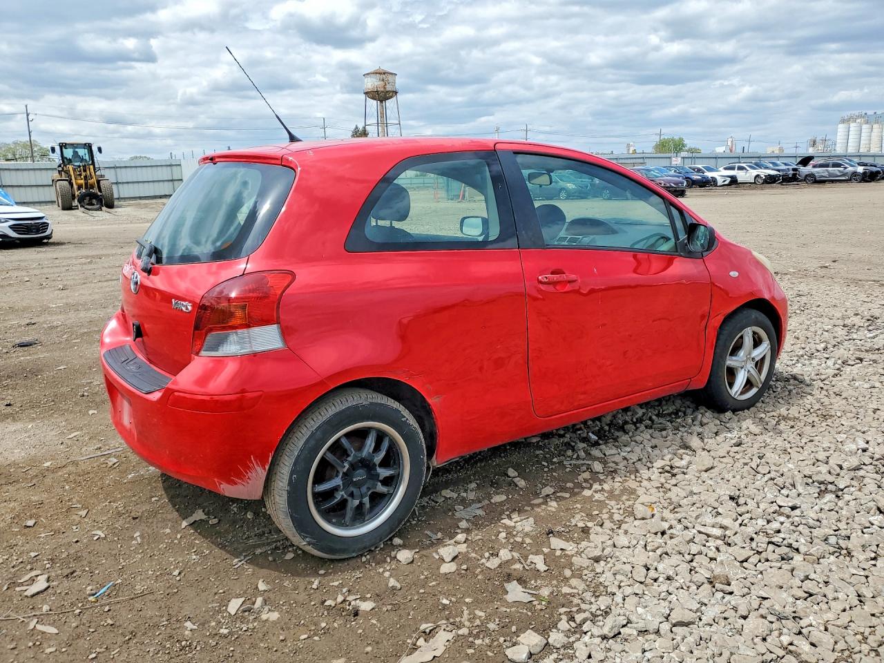 TOYT YARIS 2011 — 4