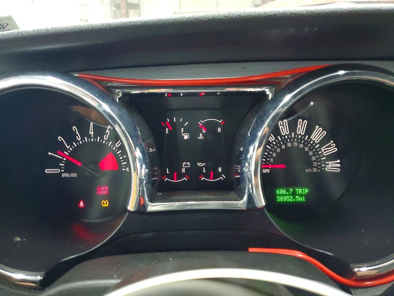 FORD MUSTANG 2008 — 10