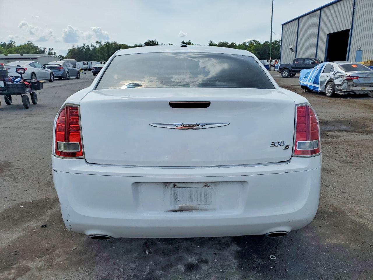 CHRYSLER 300 2014 — 7