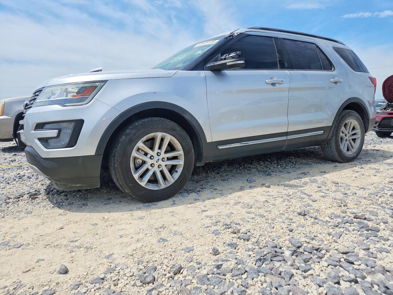 FORD EXPLORER 2017 — 2