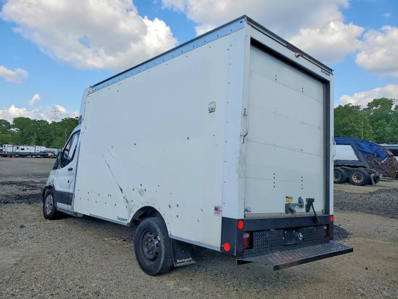 FORD TRANSIT 2022 — 3