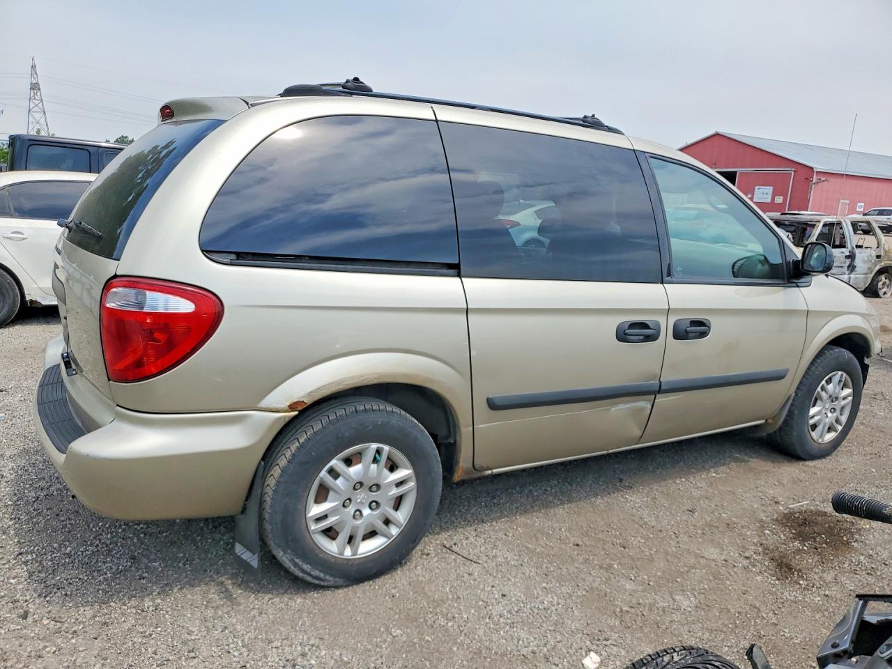 DODGE CARAVAN 2005 — 4