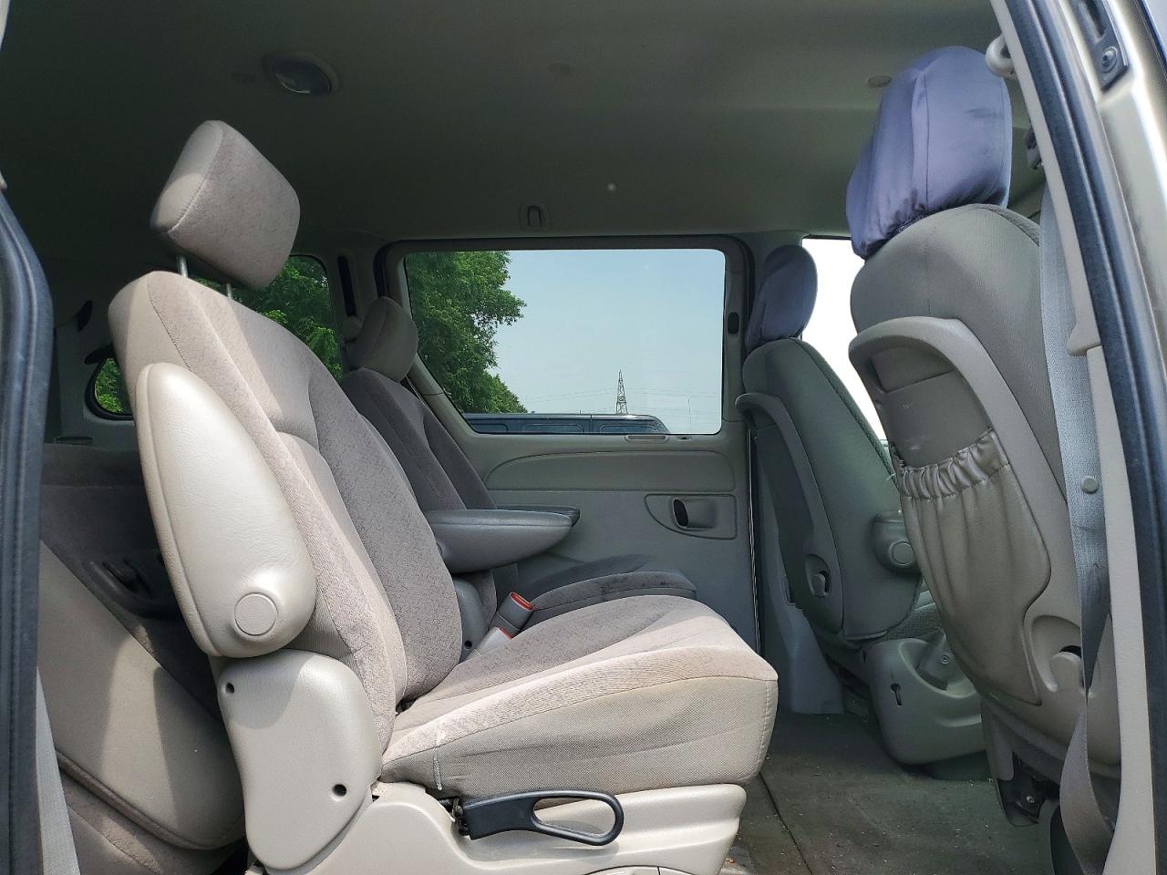 DODGE CARAVAN 2005 — 12
