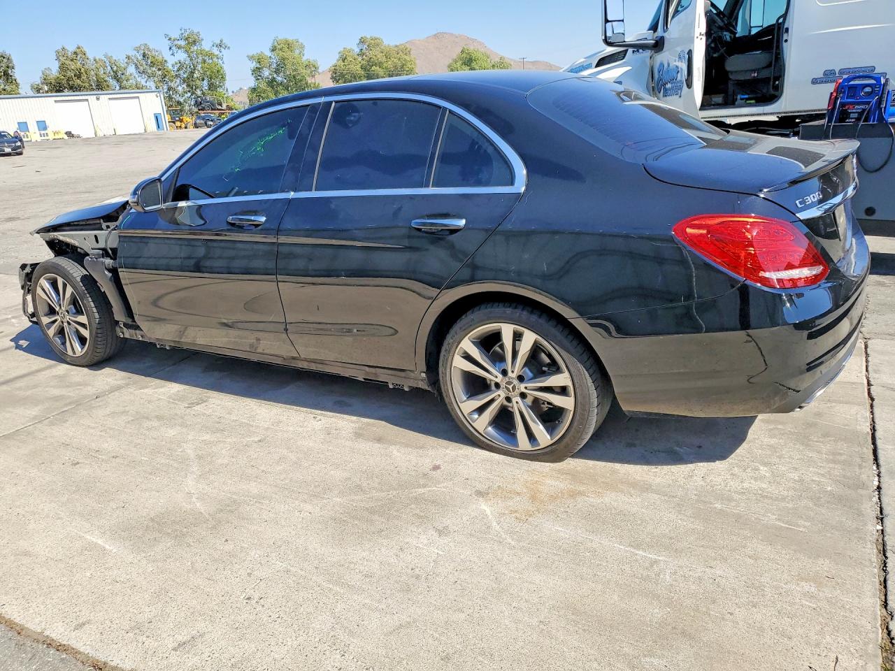 MERCEDES-BENZ C 2017 — 3