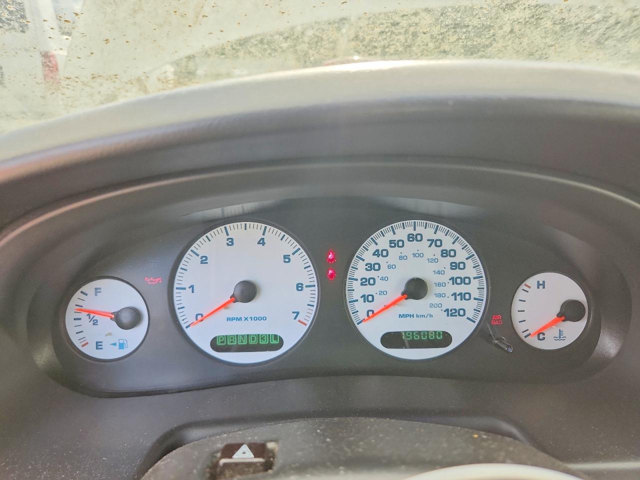 DODGE INTREPID 2003 — 10