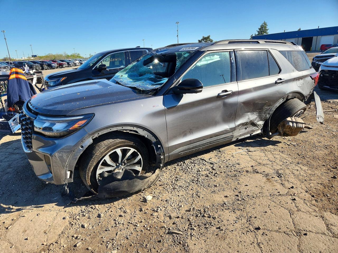 FORD EXPLORER 2025 — 2