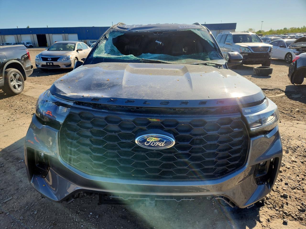FORD EXPLORER 2025 — 6
