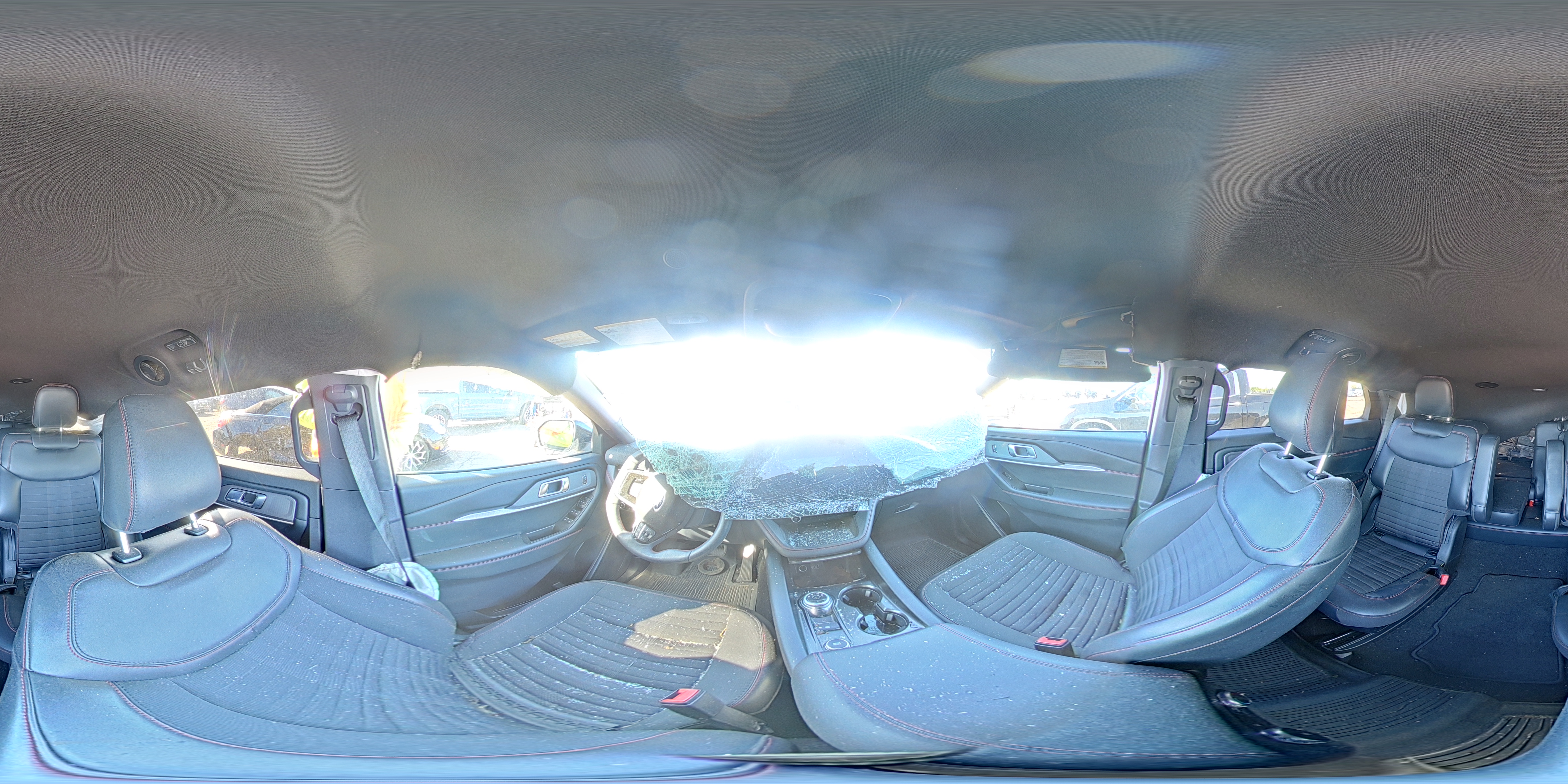 FORD EXPLORER 2025 — 15