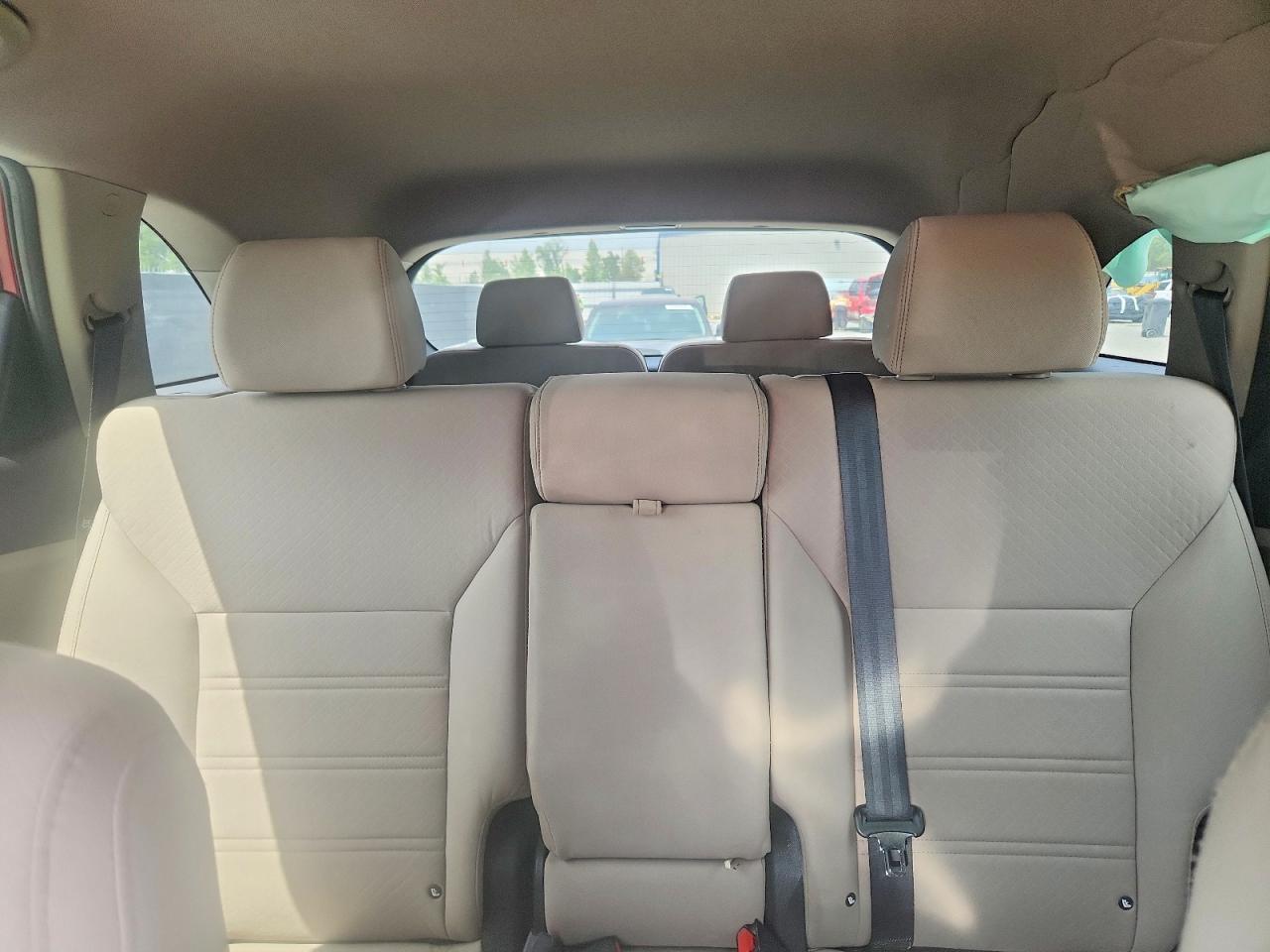 KIA SORENTO 2016 — 11