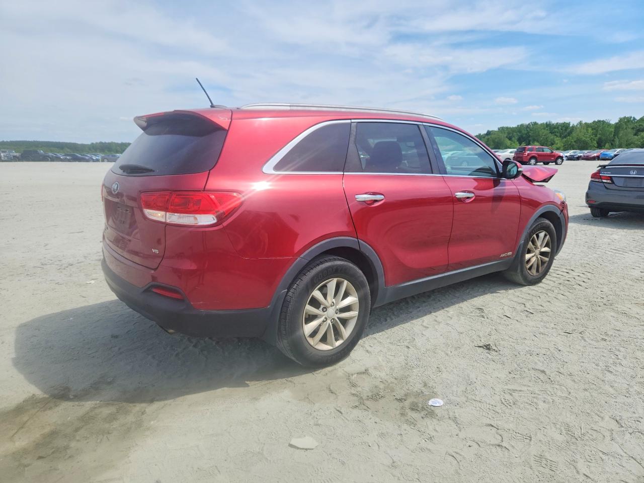 KIA SORENTO 2016 — 4