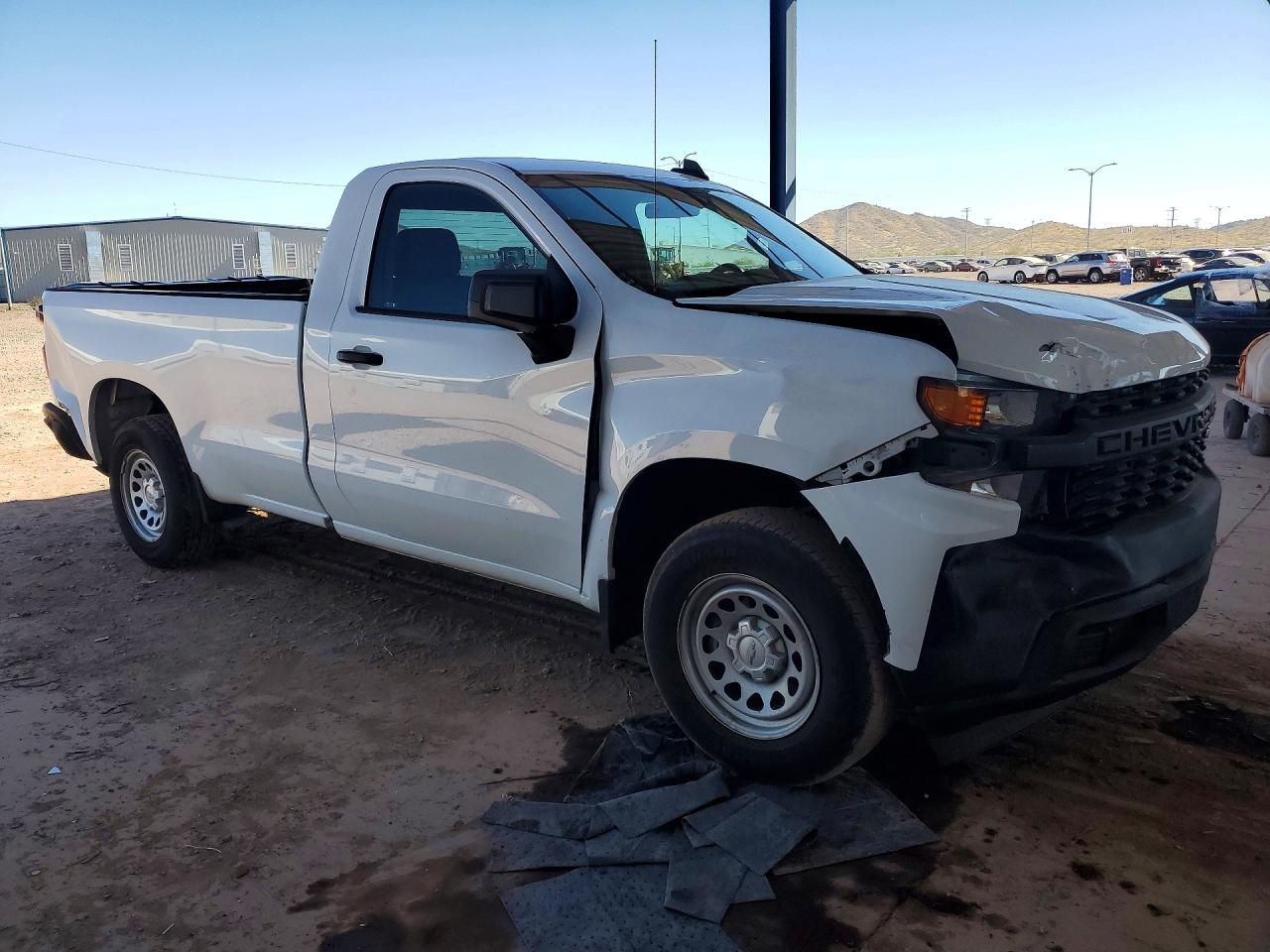 CHEVROLET SILVERADO 2021 — 4