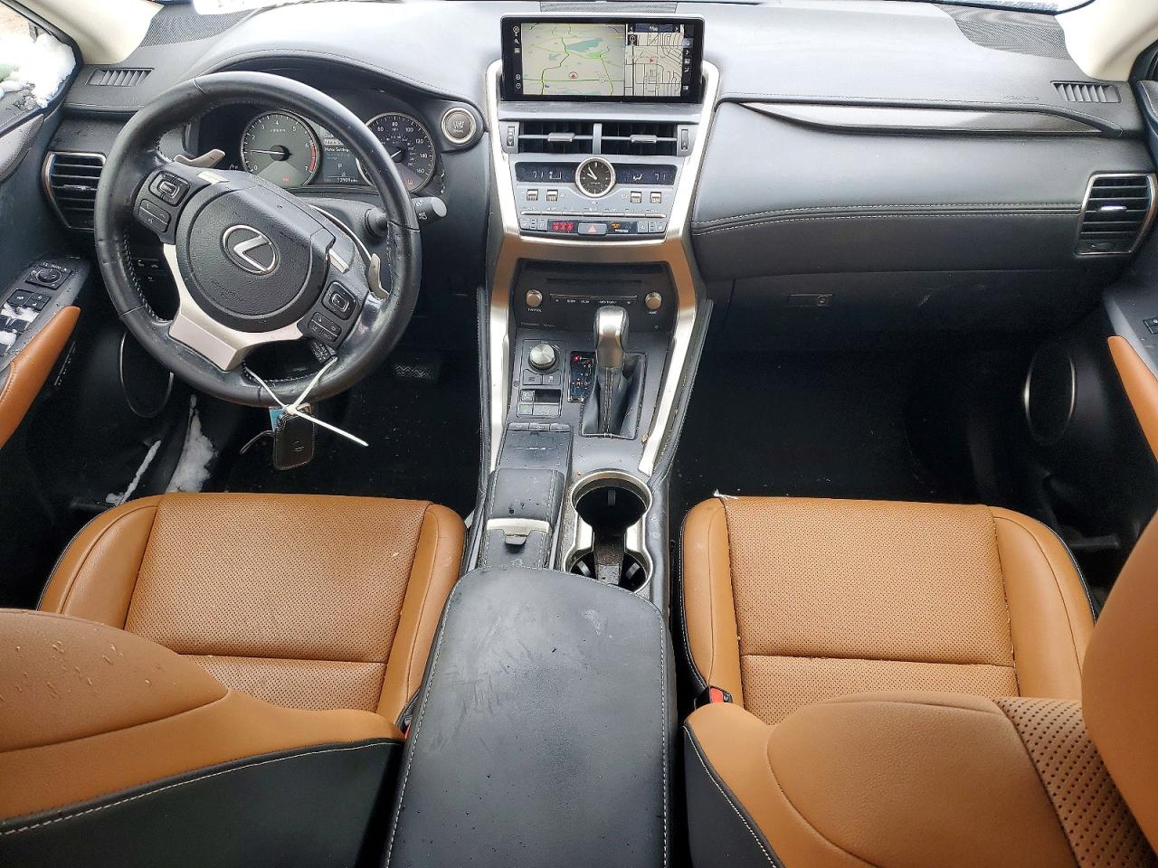 LEXUS NX 300 2021 — 8