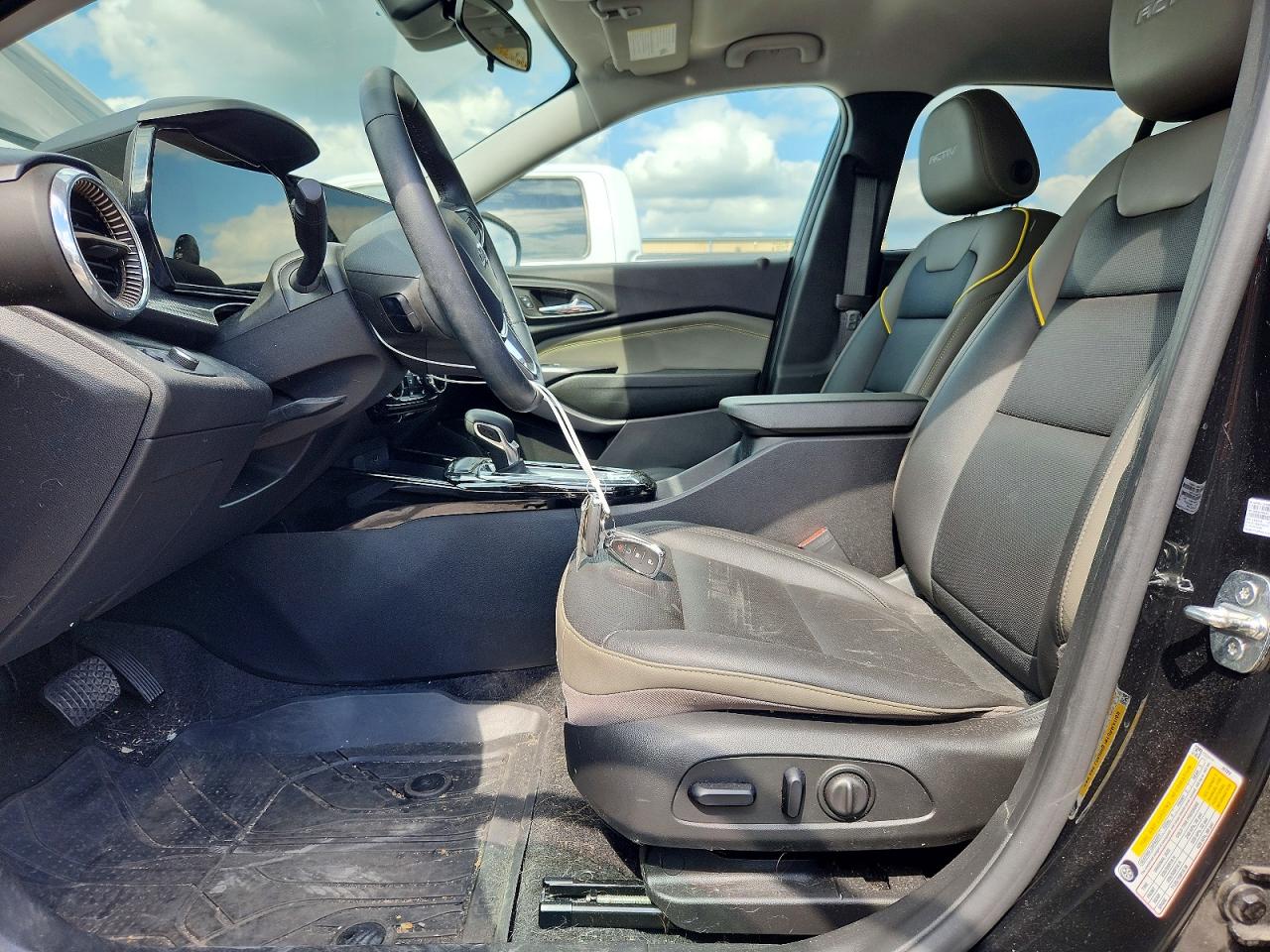 CHEVROLET TRAX 2024 — 7