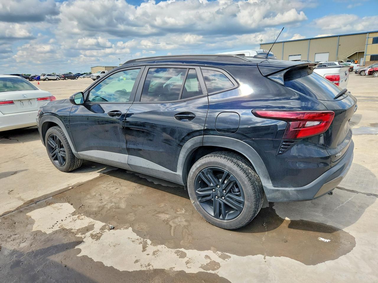 CHEVROLET TRAX 2024 — 2