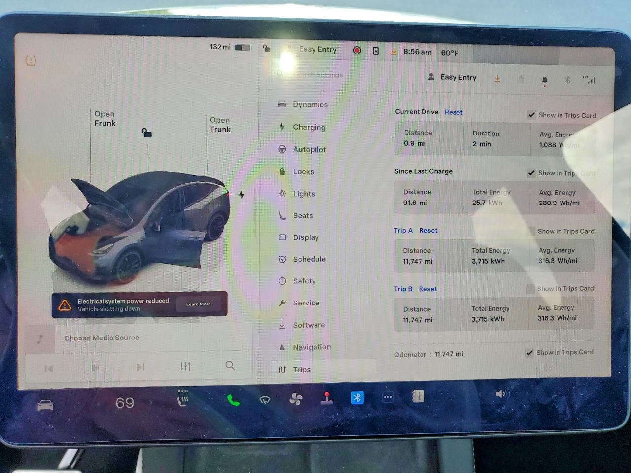 TESLA MODEL Y 2022 — 9