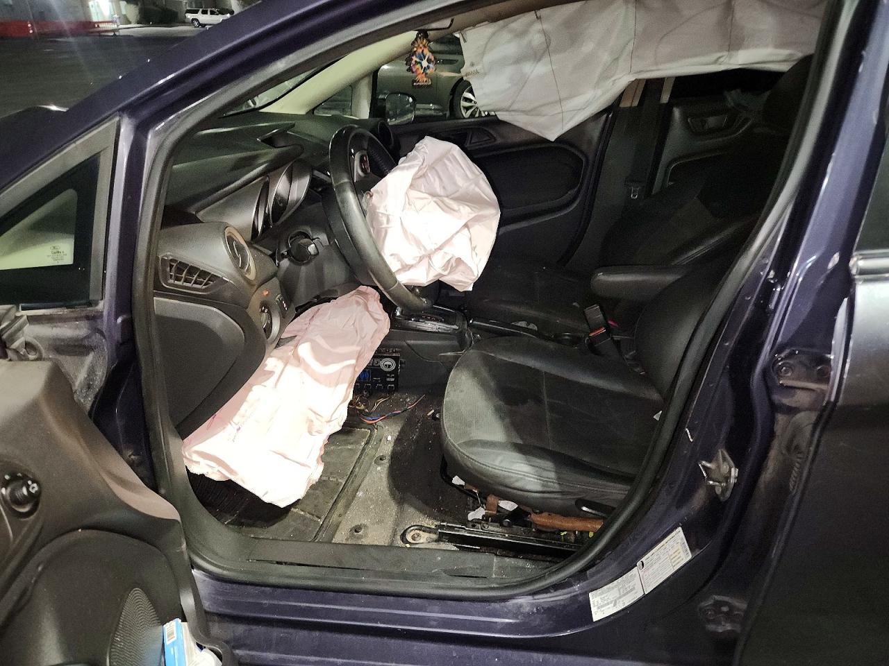 FORD FIESTA 2013 — 7