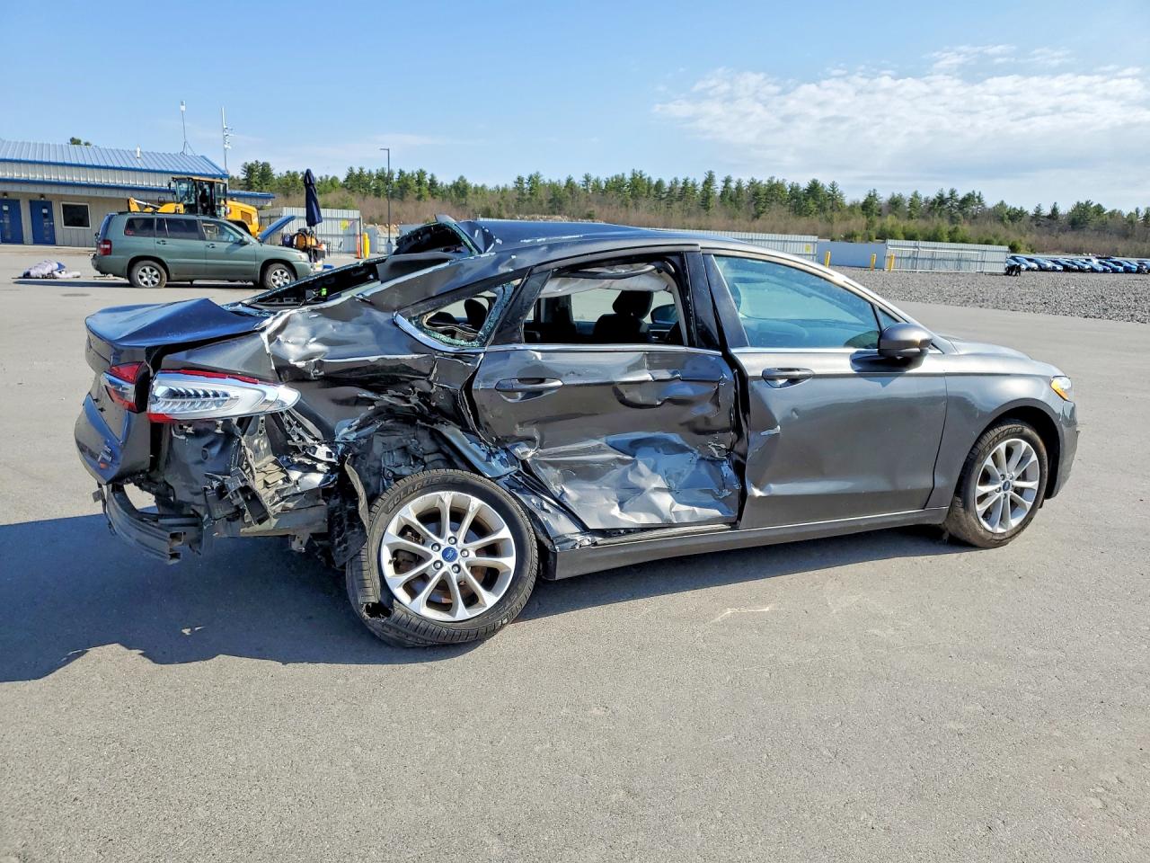 FORD FUSION 2020 — 3