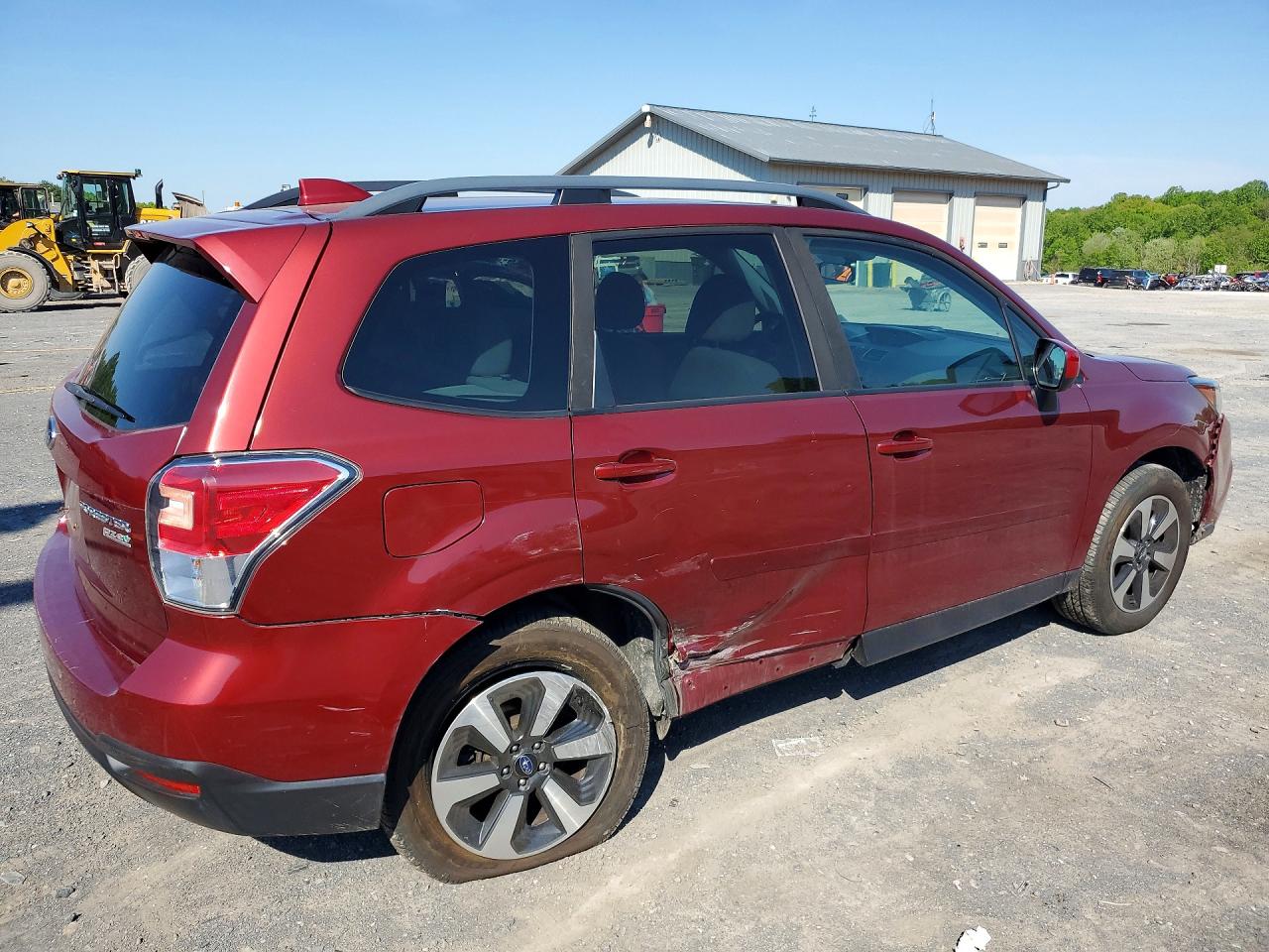 SUBARU FORESTER 2017 — 3