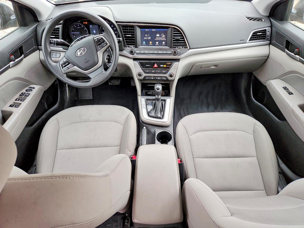 HYUNDAI ELANTRA 2018 — 8