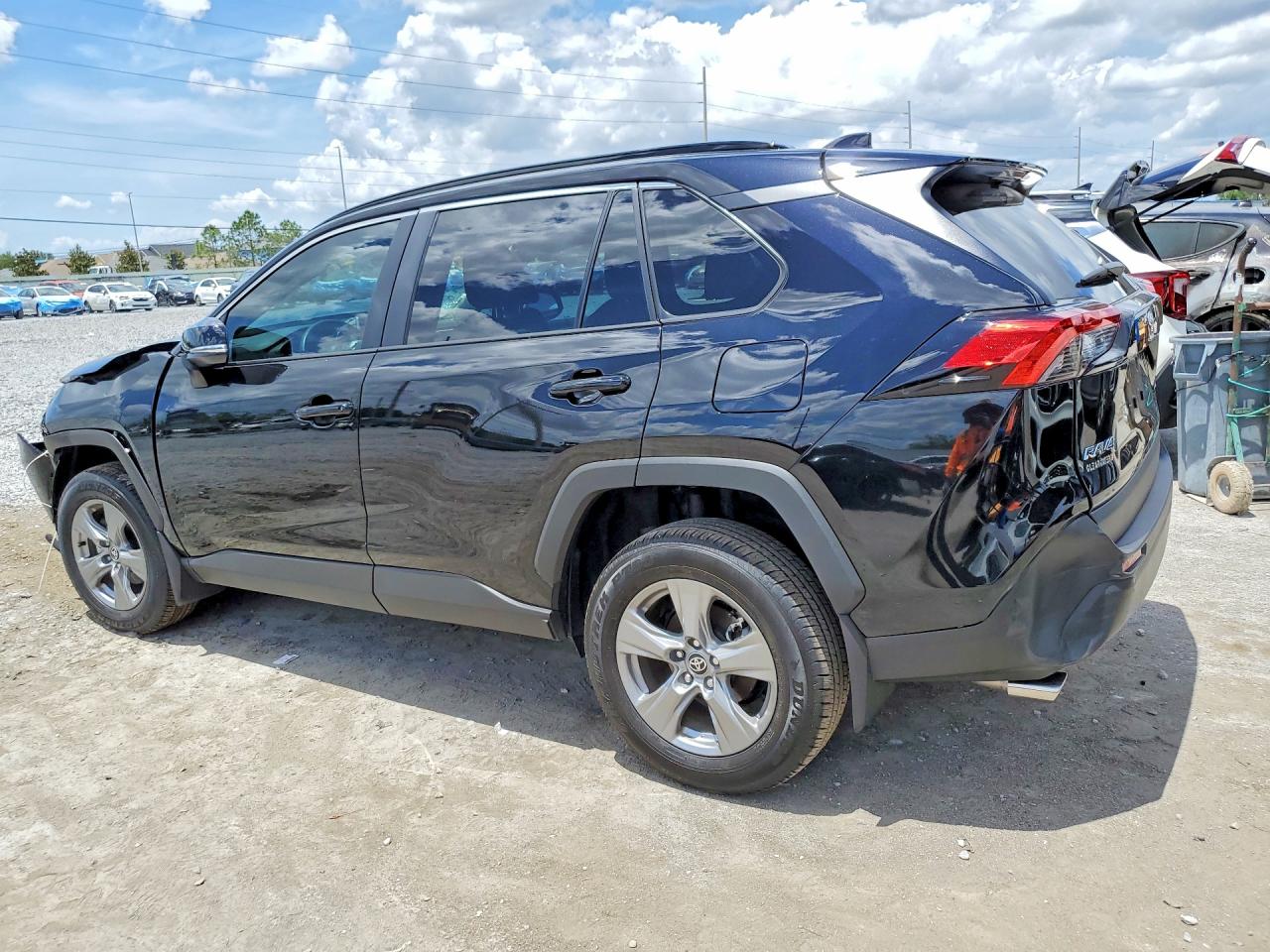 TOYOTA RAV4 2025 — 2