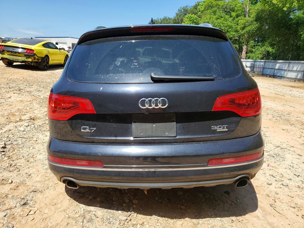 AUDI Q7 2015 — 6