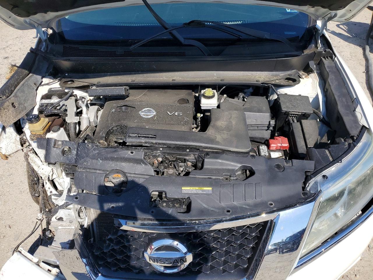NISSAN PATHFINDER 2015 — 12