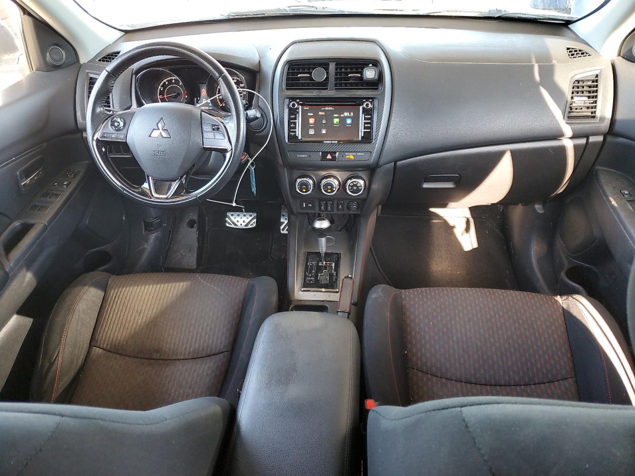 MITSUBISHI OUTLANDER SPORT 2018 — 8