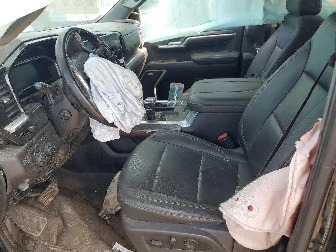 CHEVROLET SILVERADO 2024 — 7