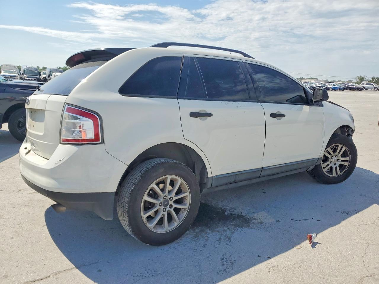 FORD EDGE 2010 — 3