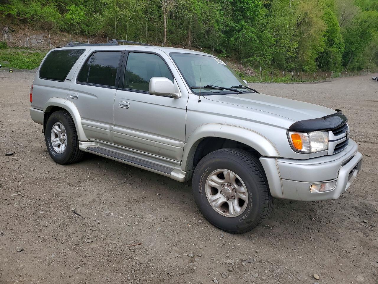 TOYOTA 4RUNNER 2001 — 4