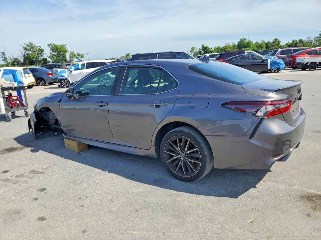 TOYOTA CAMRY 2023 — 2