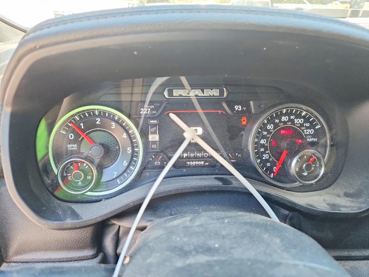 RAM 1500 2022 — 9