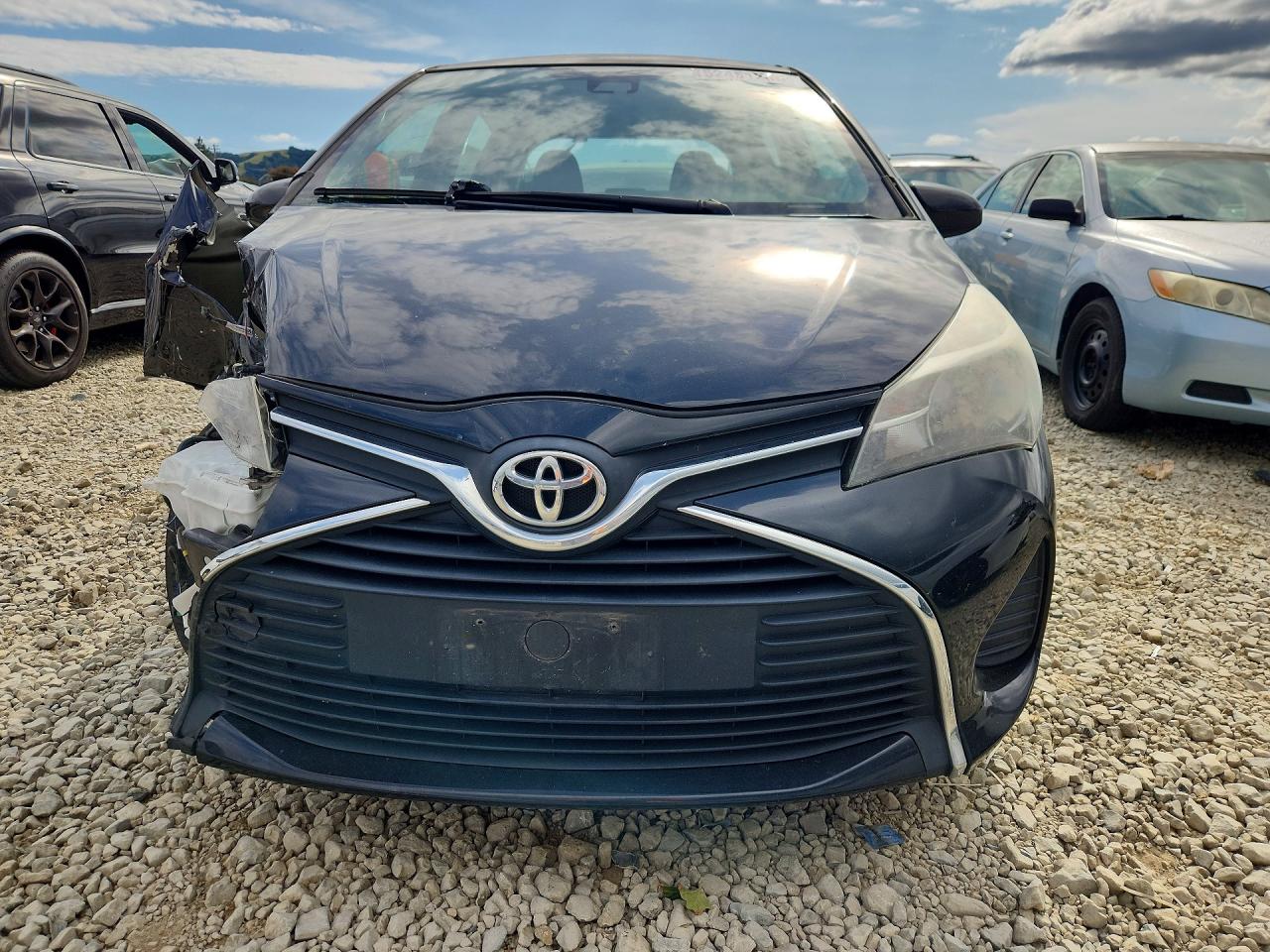 TOYOTA YARIS 2017 — 5