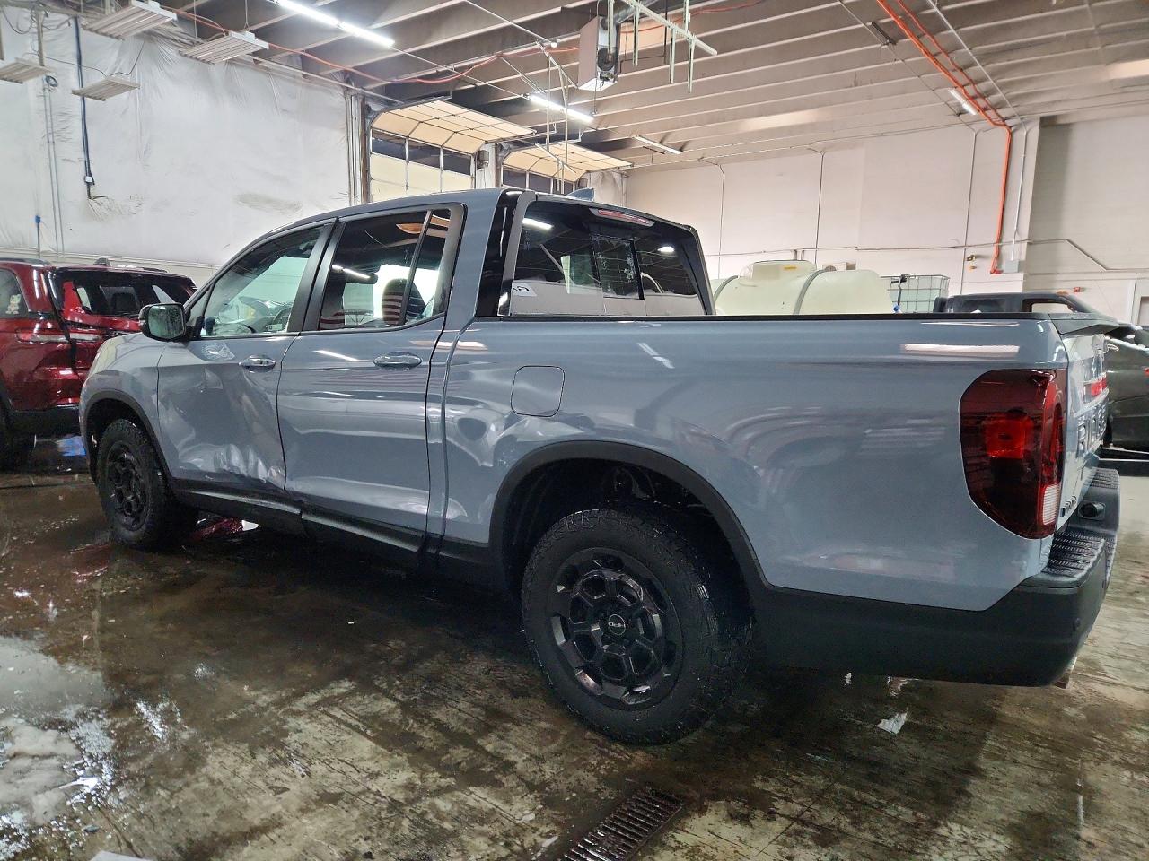 HONDA RIDGELINE 2025 — 2