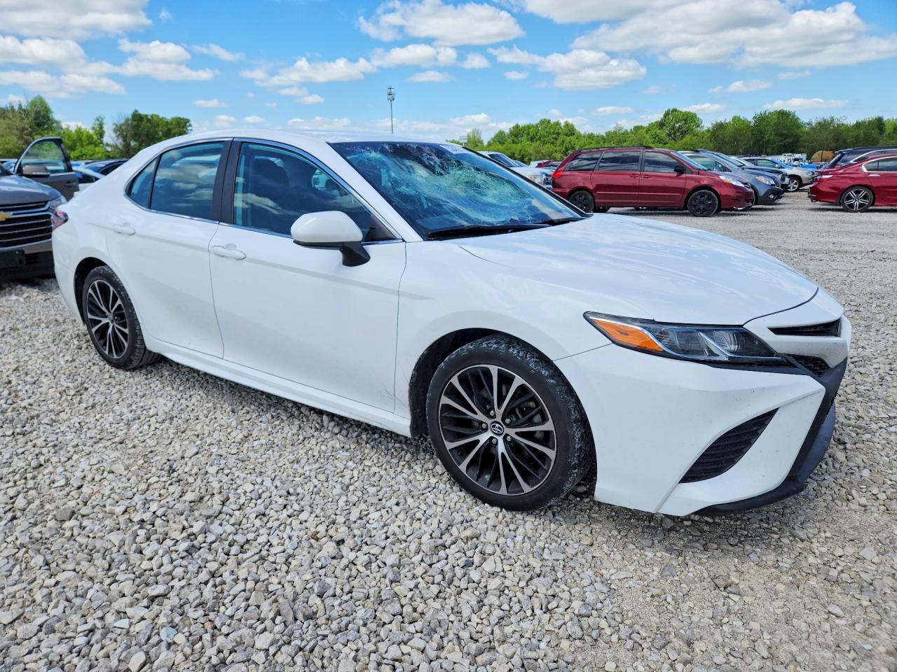 TOYOTA CAMRY 2019 — 4